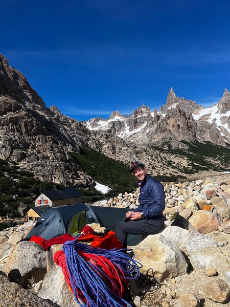 En veldig gira Magnus som skal få igang klatreformen.